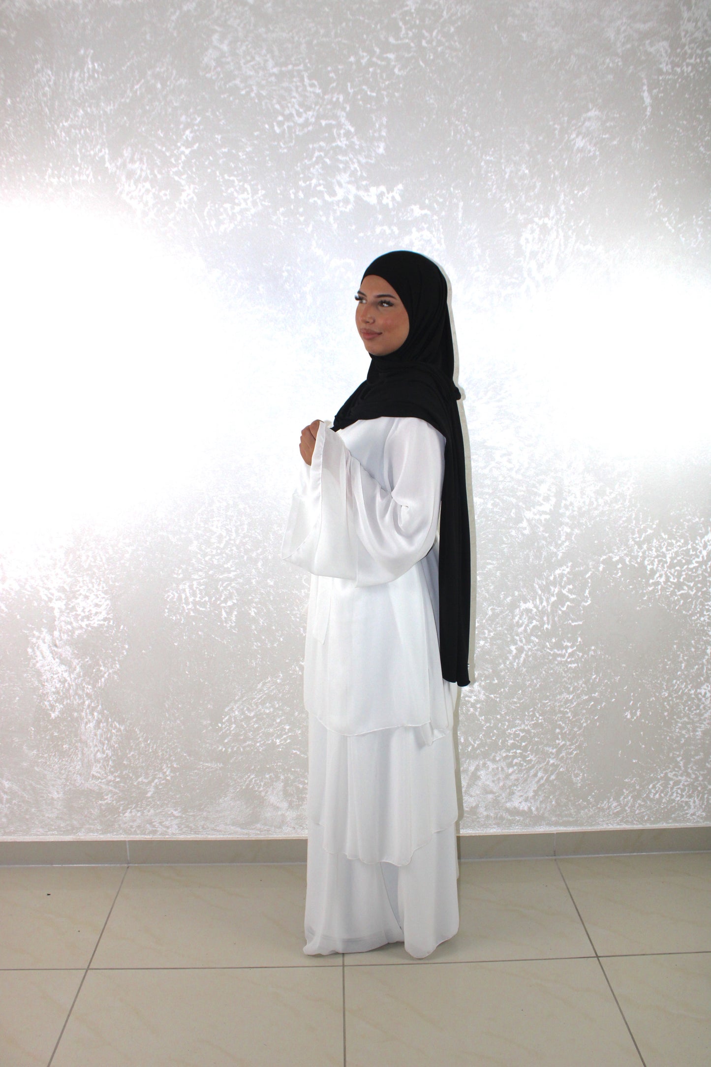 Abaya Inaya White